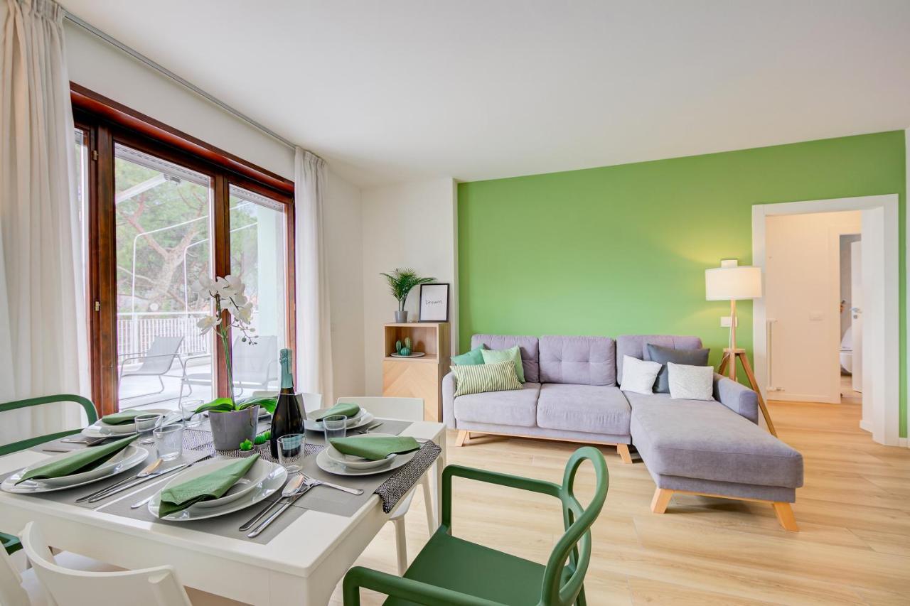 Balcone Sui Tigli Few Min From The Lake - Happy Rentals Riva del Garda Bagian luar foto